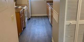 River Walk Apartments Gallery 129