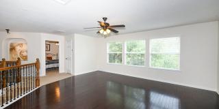 Mountain Lodge Gated Community-5-Bedroom, 3.5-Bathroom Home Gallery 19