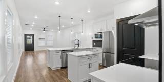 317 Porter St Gallery 9