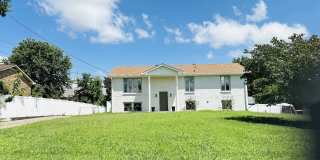 307 Bancroft Drive Gallery 1
