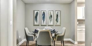 Halston Riverside Gallery 45