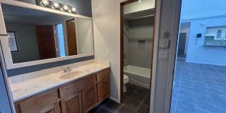 2 bed 2 Bath Sawmill Gem! Gallery 5