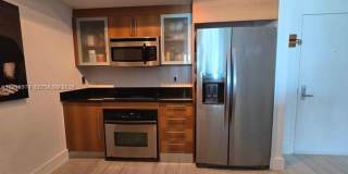 325 S Biscayne Blvd # 3719, Miami, FL 33131 Gallery 8