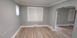 Charming 3 bedroom/1.5 bath Brick Home - Now Available! Gallery 5