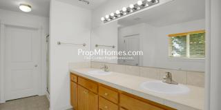 Spacious Bull Mountain 4 Bedroom Home - Huge Yard! Gallery 14