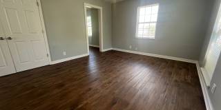 3 bedroom, 1 bath home Gallery 9