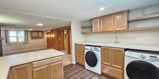 $2,995 - 5 Bed / 3 Bath Stunning and Spacious Home on South Hill Gallery 47