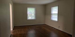 Cozy Ranch Style Home!! Gallery 4