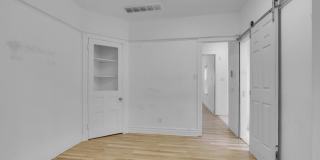 3215 WINTER Street Gallery 6