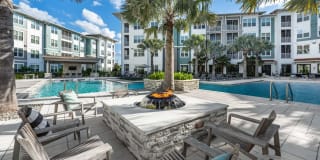 Essex Luxe Apartments Gallery 26