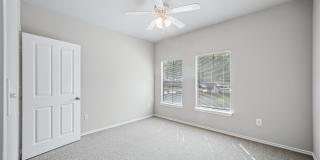 The Residences at Holland Lake Gallery 10