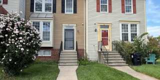 Spacious Townhome for Rent! Central Air! Finished Basement! Gourmet Kitchen! Available Now! Gallery 1