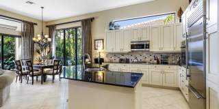 6700 Fox Hollow Drive Gallery 15