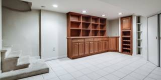 Spacious Three Bedroom Graduate Hospital Home w/ Roof Deck! Gallery 10