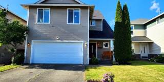 Spacious 4BR House in Port Orchard Gallery 1