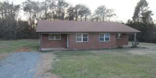 1771 River Road Gallery 1