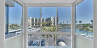 660 ISLAND Way Gallery 7