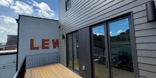 230 Washington Street Northeast Gallery 26