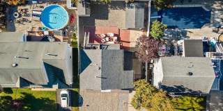1850 Shore Boulevard Gallery 25