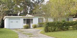 4-bedroom, 1-bathroom single-family home Gallery 1