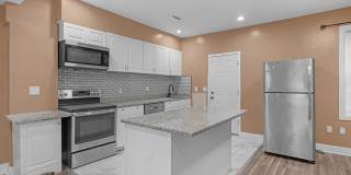 3 bedroom 1.5 bathroom in Central Park Heights - Poor Credit Considered Gallery 4