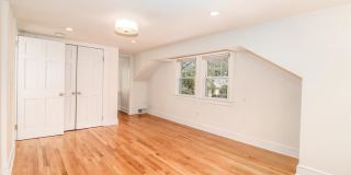 25 Maplewood Avenue Gallery 23