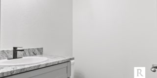 3 Bed/2.5 Bath Townhome in Medford Gallery 7