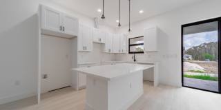 541 Ladd St Gallery 4