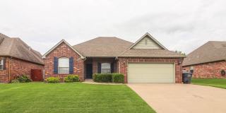 New vinyl plank in bedrooms, hall, new paint, new heat & air conditioning system 2025, large living with fireplace & open to kitchen plus breakfast bar. Gallery 1