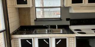 8910 Via Lane Gallery 1