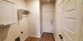 1226 N 7th Street Gallery 7