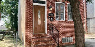853 W LOMBARD Street Gallery 1