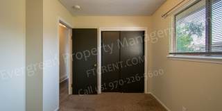 3-Bedroom Home Near Dining and Shopping Gallery 15