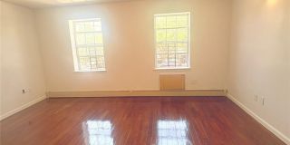 2060 Washington Avenue Gallery 8