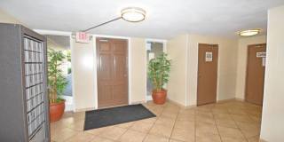 366 Bellevue Gallery 1