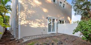 316 SW 16th Street Gallery 6