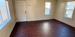 5 minutes to Oregon Tech and Skylakes Medical Center. Hard to find 1 bdrm, 1 bath unit Gallery 5