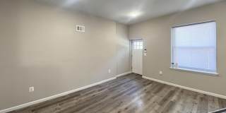 5411 Trinity Street Gallery 3