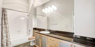 Authentic Loft Living in an Emeryville Landmark Gallery 16