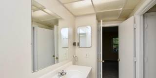 Charming 1BR/1BA Condo in Cardinal Forest, Springfield! Rent Includes Gas, Water, Sewer & Trash Gallery 10