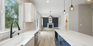 Charming & Updated 4BD/2.5BA! Charming & Updated 4BD/2.5BA! Gallery 17
