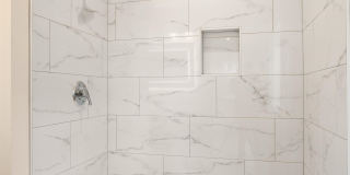 480 Southeast Reed Market Road Gallery 25