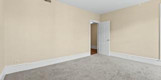 32 S BROADWAY Gallery 8