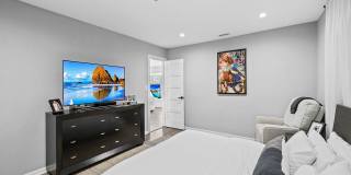 ***NO HOA - Move In Today*** Coastal Elegance Awaits! Stunning 5-Bedroom Home in Prime Fort Lauderdale Location Gallery 19