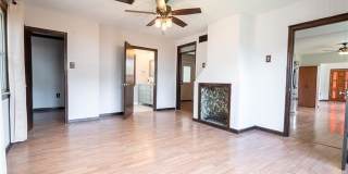 8502 EDINBURGH Street Gallery 11
