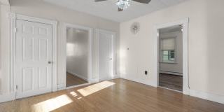 25 Salem Street Gallery 10