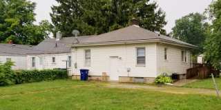 Renovated & Move-In Ready 2BR/1BA Home Gallery 10