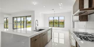 12865 Wingspan Ct Gallery 29