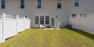 Tessa Barrow Crossing Townhomes Gallery 22