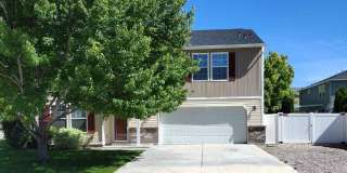 Pet Friendly Home in Kuna with RV Parking! Pet Friendly Home in Kuna with RV Parking! Gallery 1